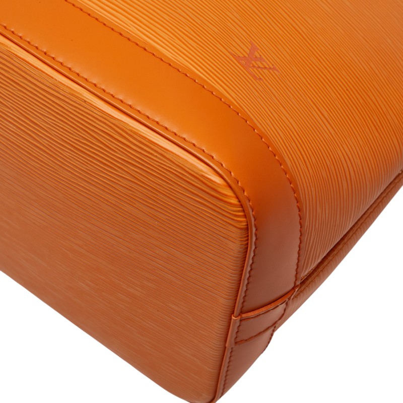 Louis Vuitton Alma Epi Handbag - Image 21