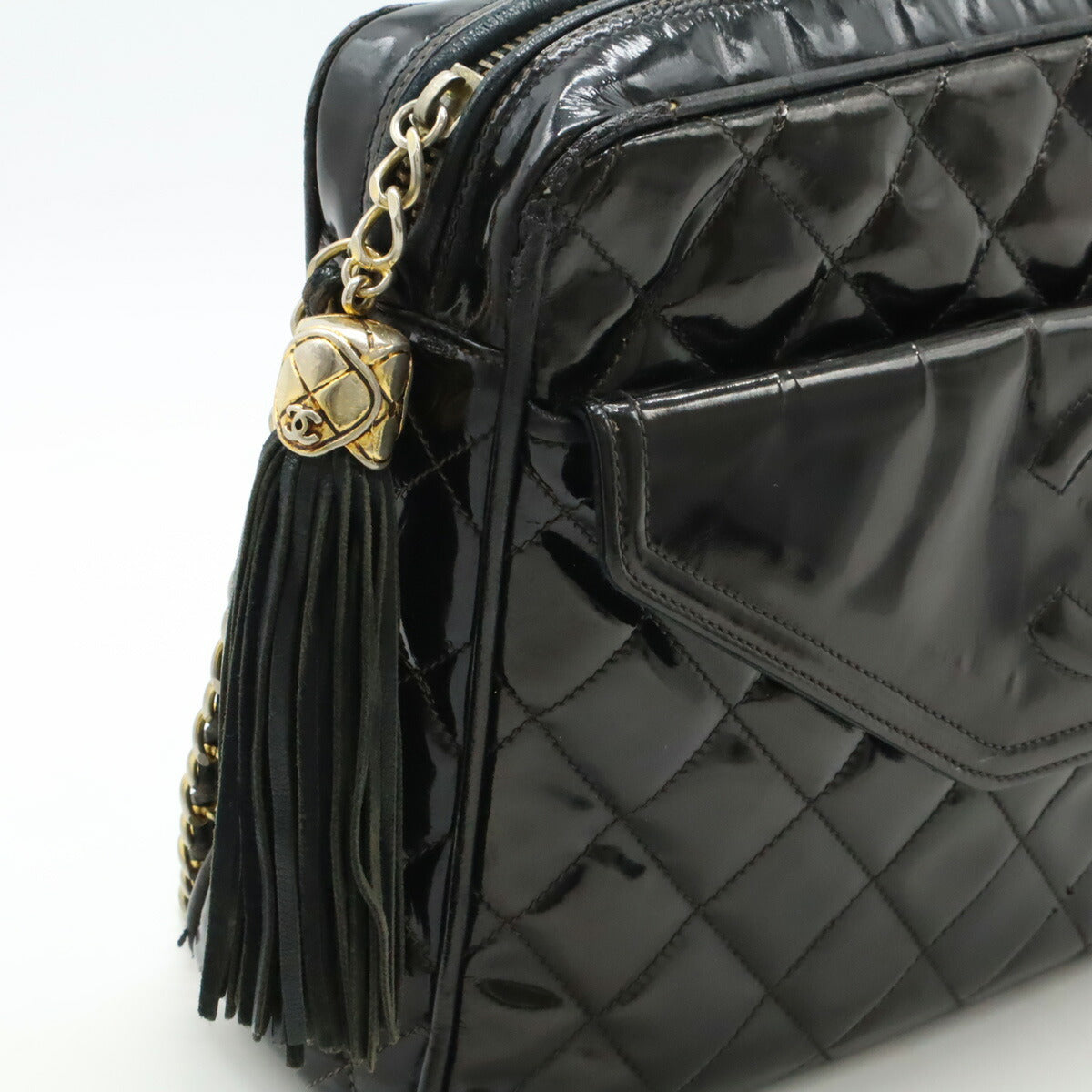 Chanel Matelasse Patent Leather Shoulder Bag - Image 4