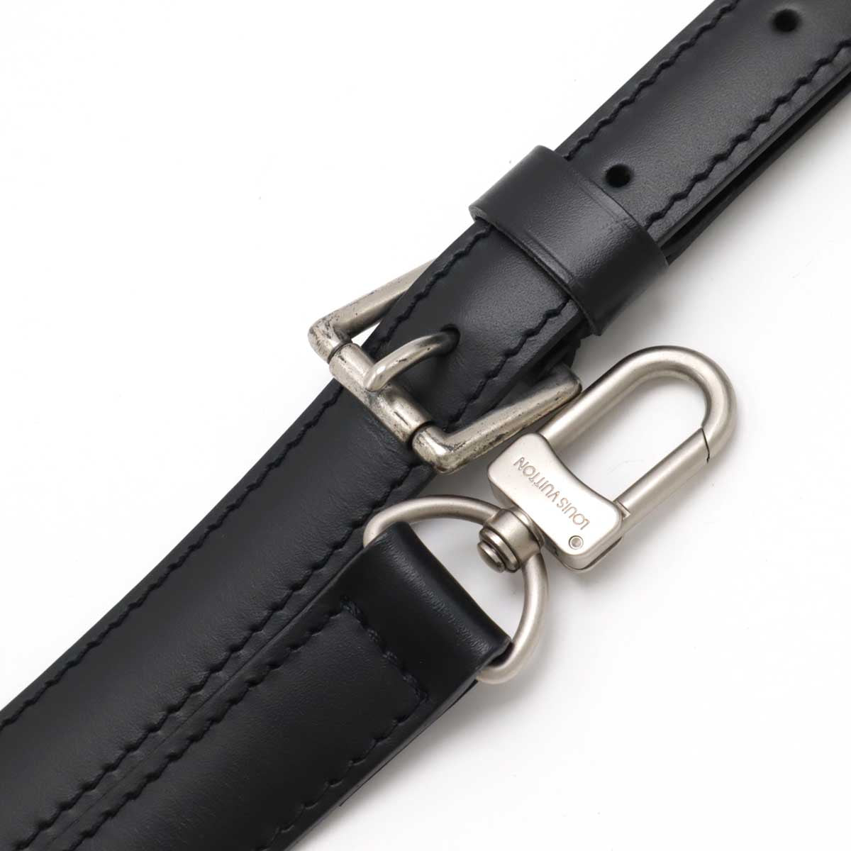 Louis Vuitton Porte-Documents Voyage Taiga 2way bag - Image 6