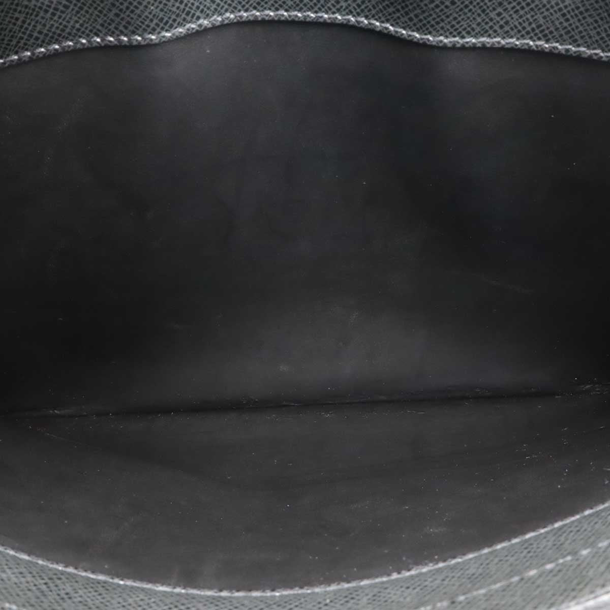 Louis Vuitton Porte-Documents Voyage Taiga 2way bag - Image 9