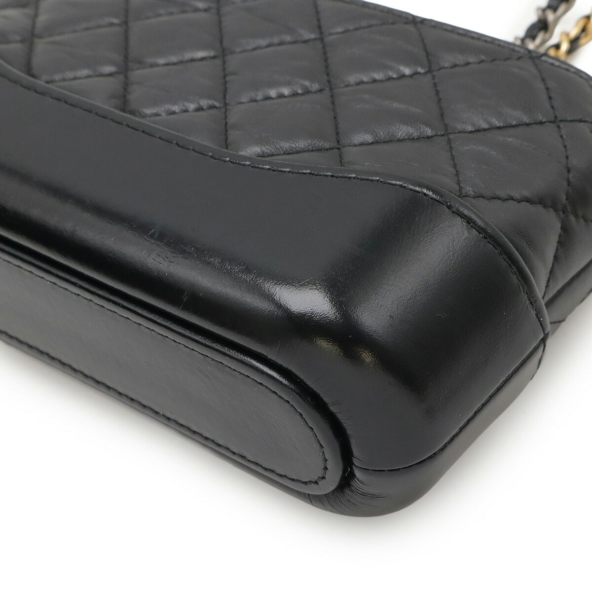 Chanel Gabrielle de Chanel Aged Calfskin Chain Shoulder Bag - Image 3