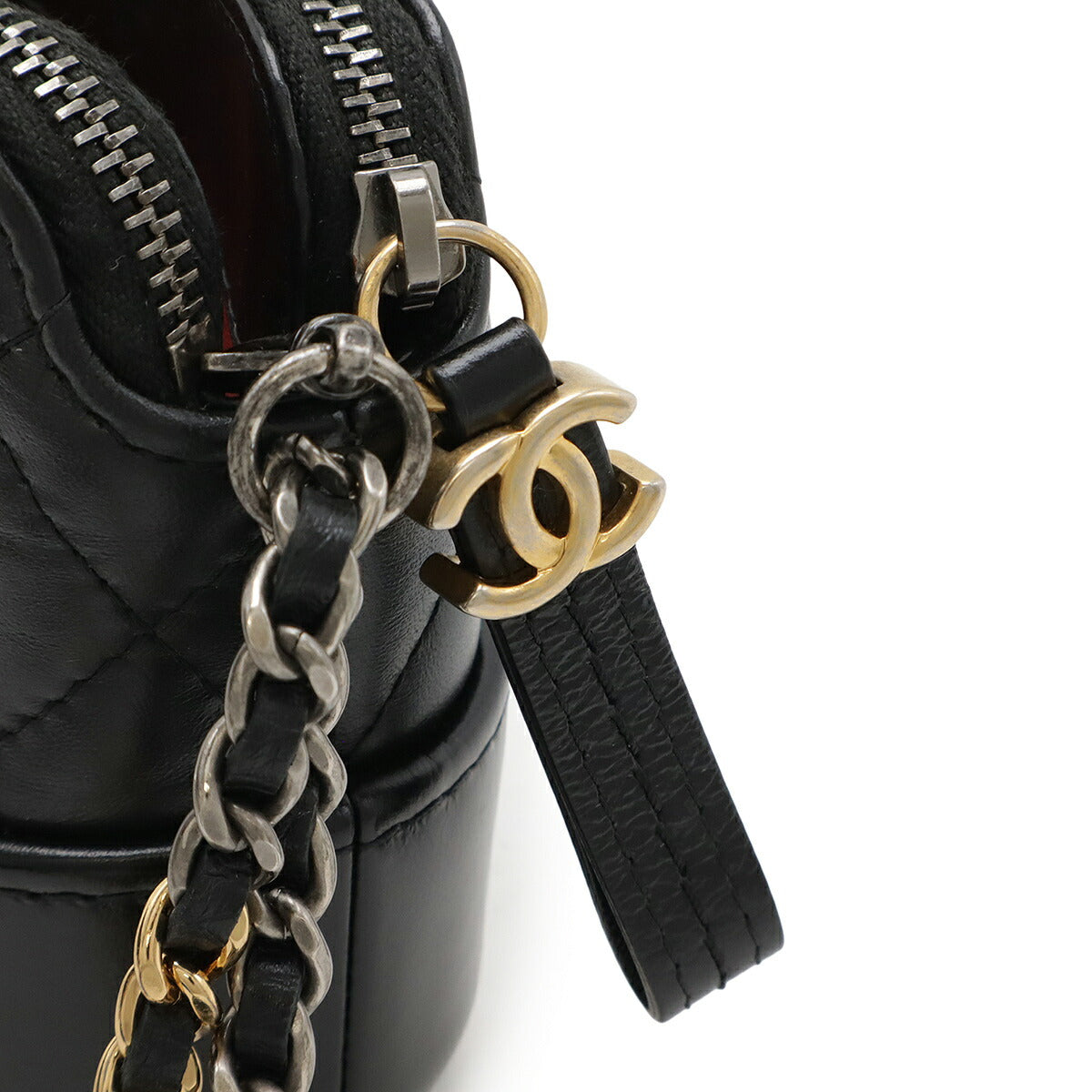 Chanel Gabrielle de Chanel Aged Calfskin Chain Shoulder Bag - Image 4