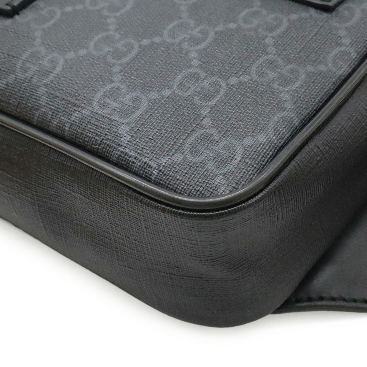 Gucci GG Supreme PVC Belt Bag - Image 3