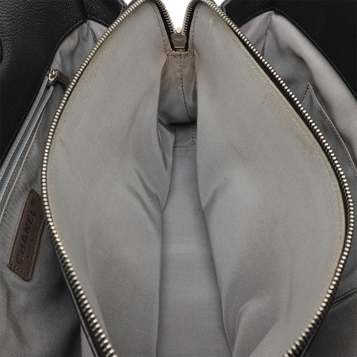 Chanel Matelasse Caviar Leather Handbag - Image 8