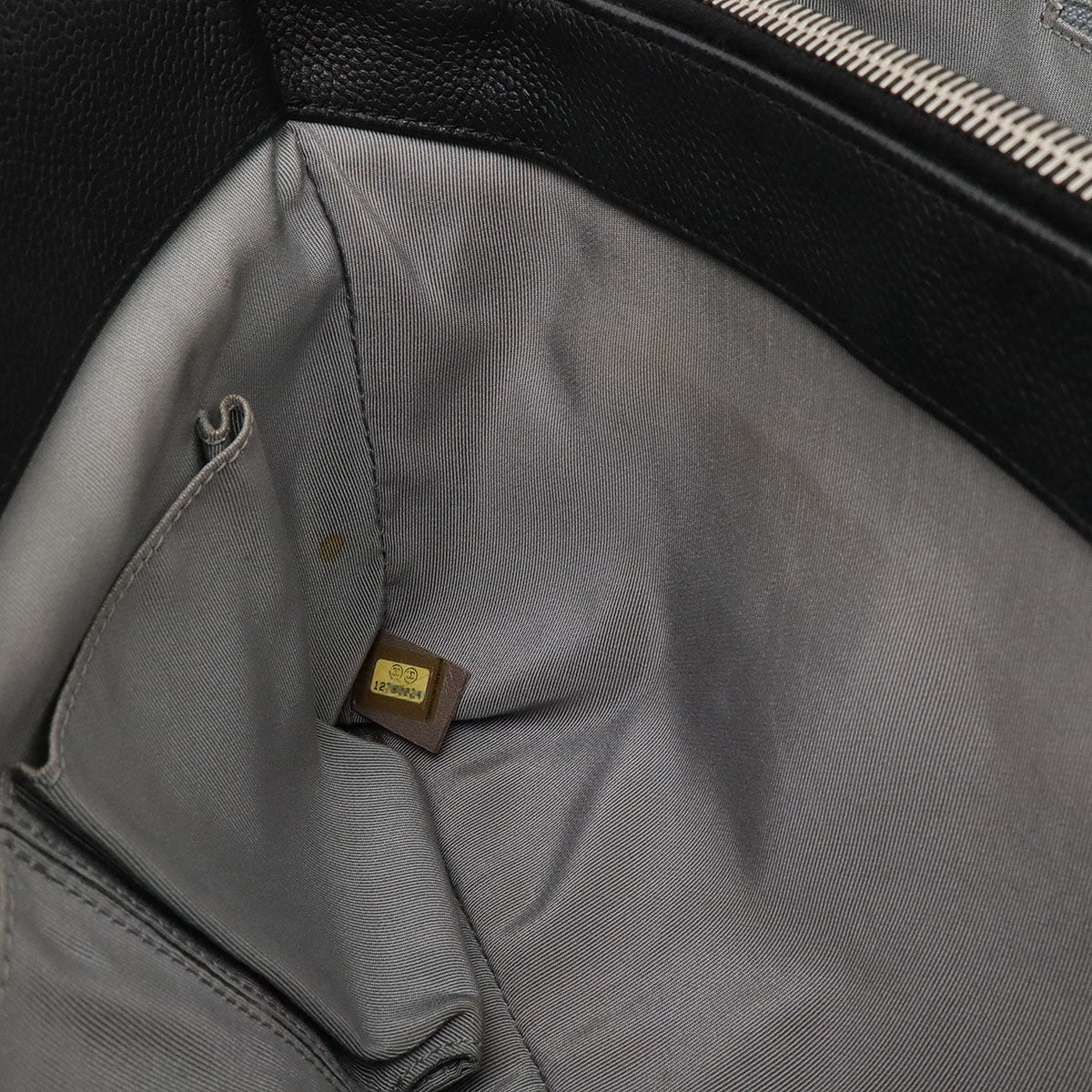 Chanel Matelasse Caviar Leather Handbag - Image 9