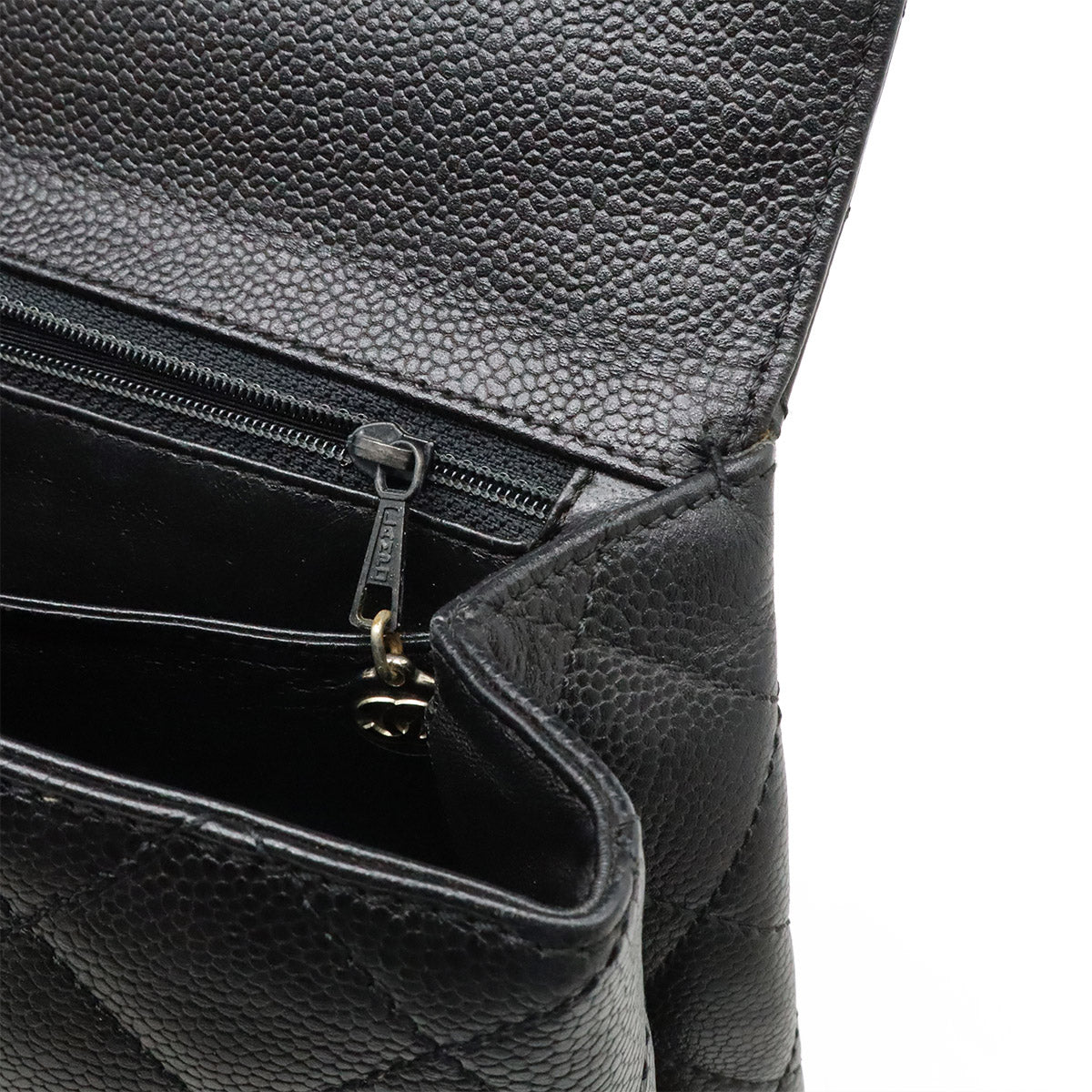 Chanel Matelasse Caviar Leather Handbag - Image 16