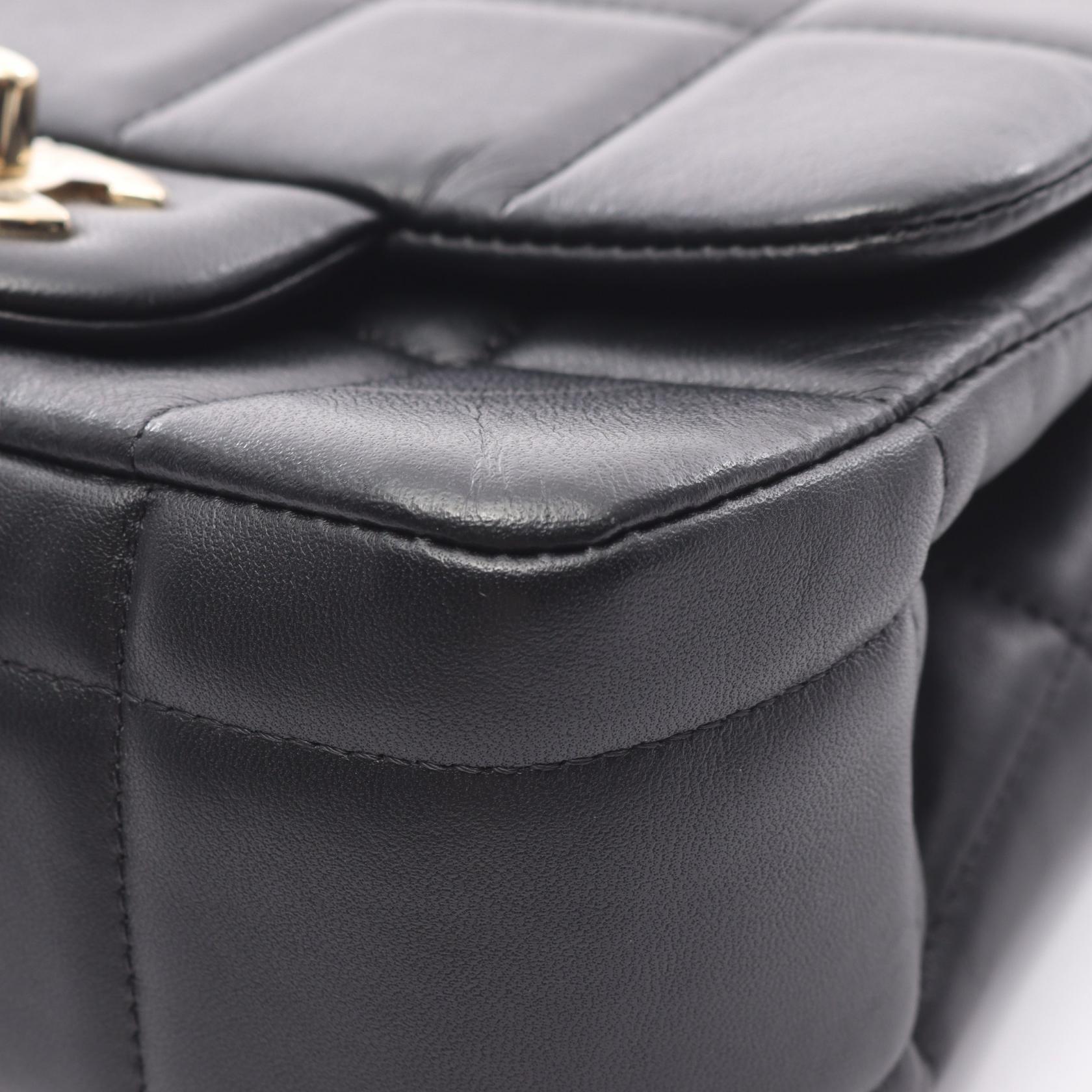 Chanel Choco Bar Lambskin Shoulder Bag - Image 7