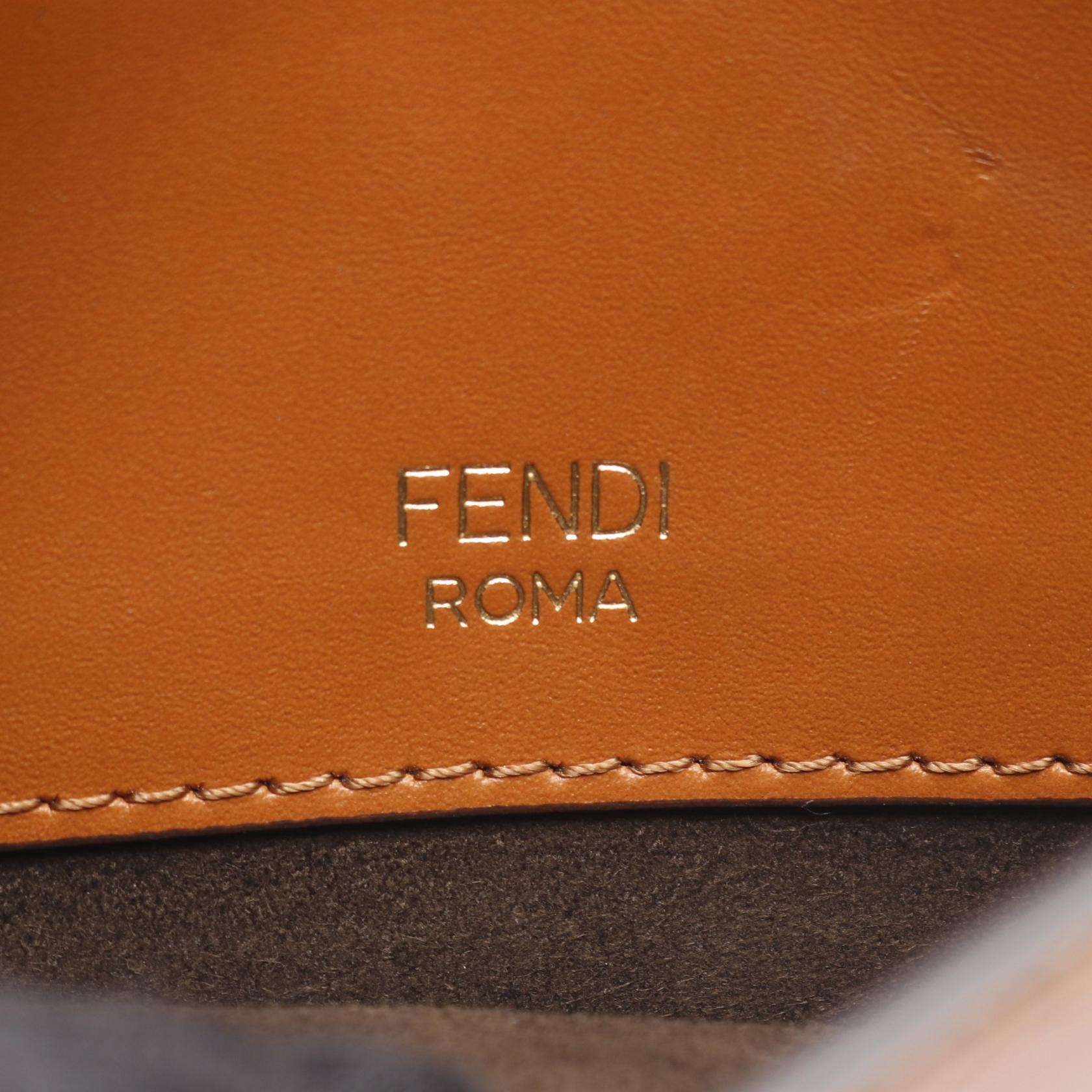 Fendi FLAT BAGUETTE Leather Canvas Shoulder Bag - Image 4