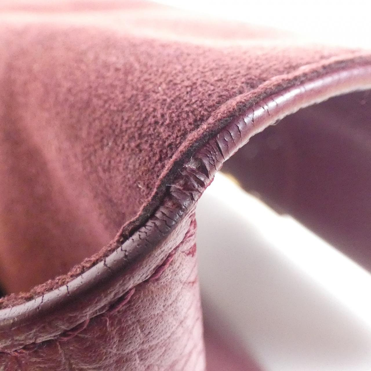 Louis Vuitton Volta Taurillon Bag - Image 6