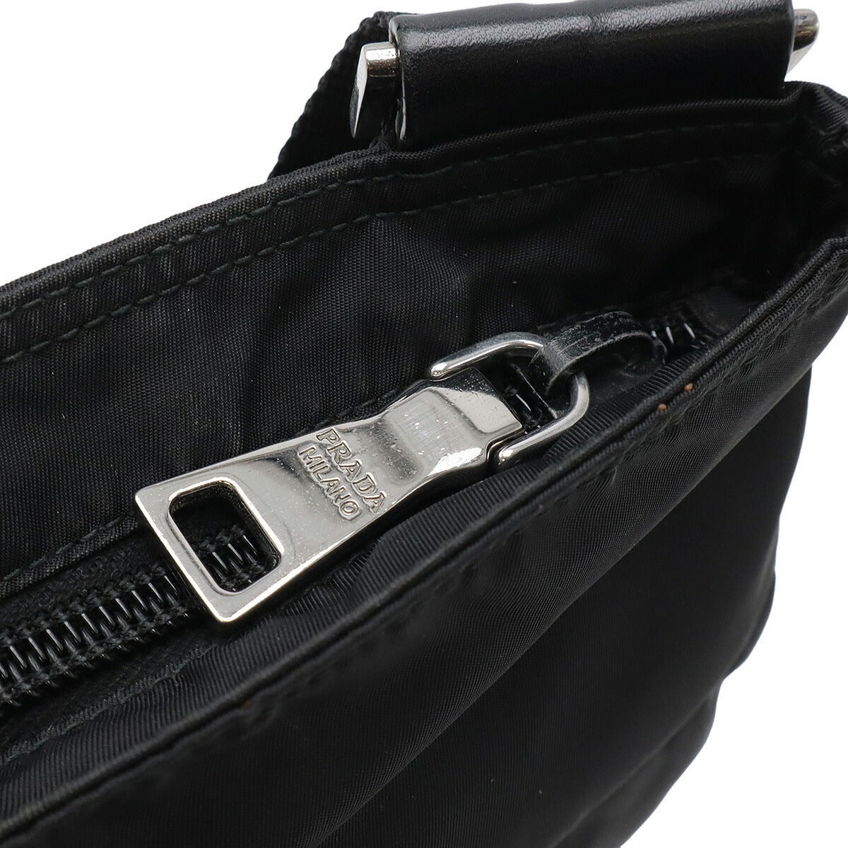 Prada BT0741 Nylon Leather Shoulder Bag - Image 4