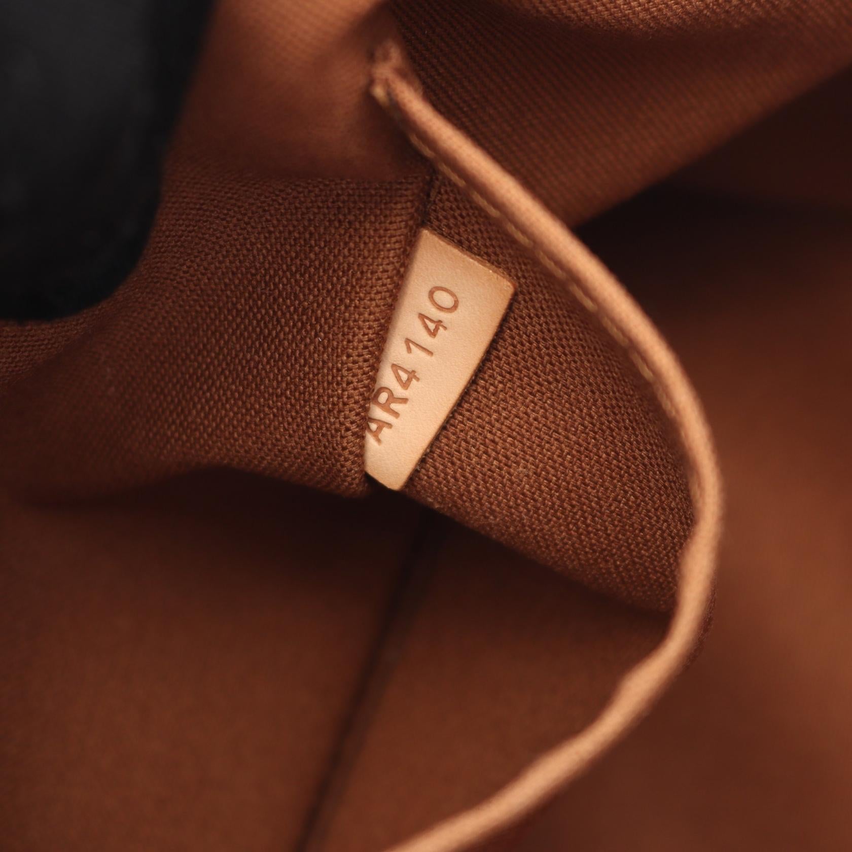 Louis Vuitton Tivoli PM Monogram Handbag - Image 6